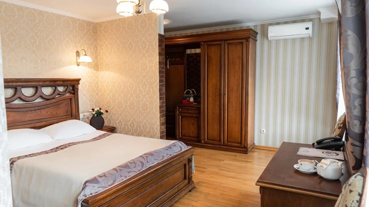 Hotel לבוב